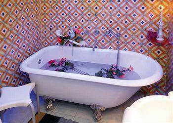 Bellavista Deluxe Hotel 3*